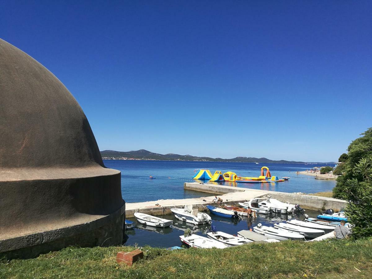 Holiday Home Bajlo Apartment With Three Bedrooms Zadar Bagian luar foto
